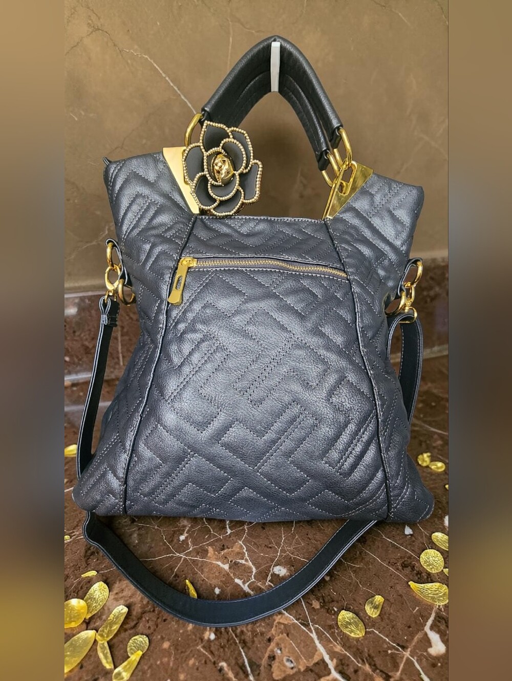 Tory Burch Marion Quilted Hobo/Tote Bag In Black & Gold Hardware - Picture 7 of 15
